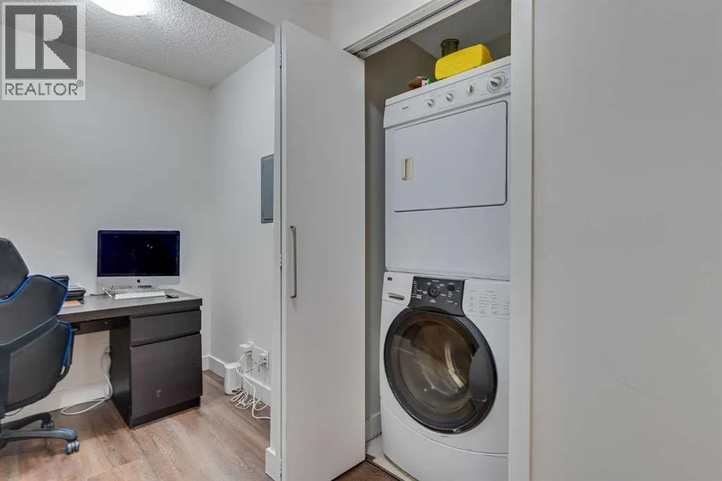 113, 35 Richard Court SW
