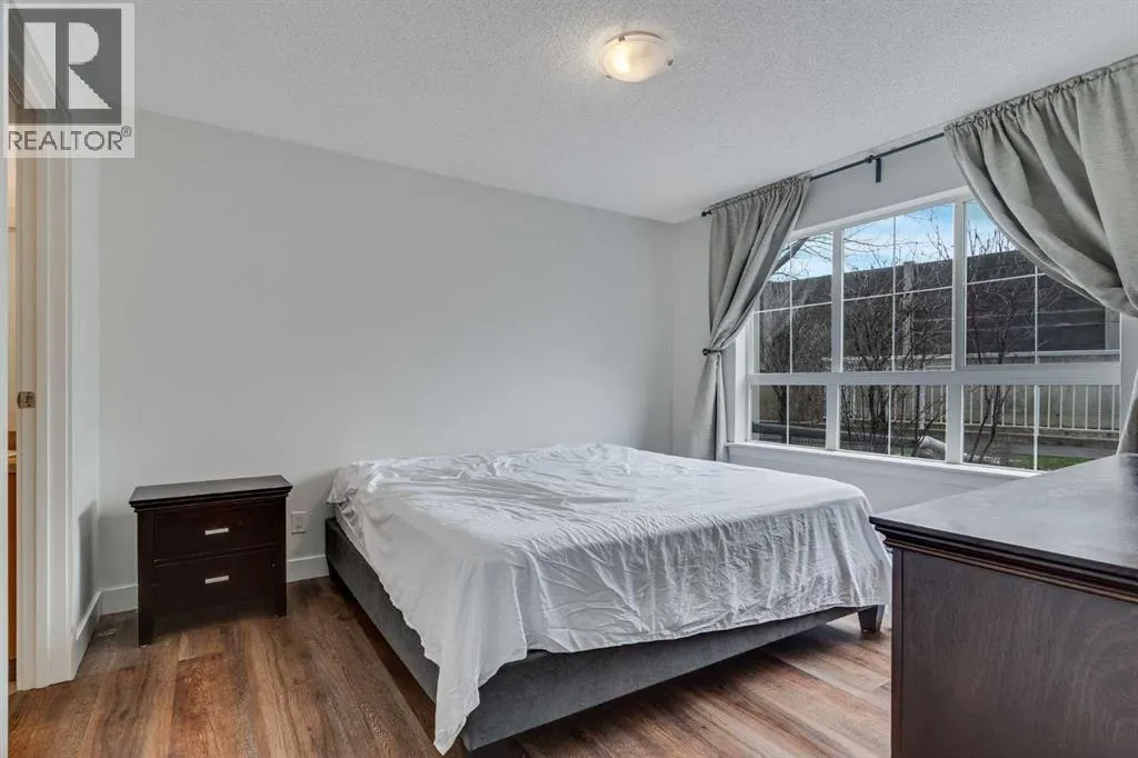 113, 35 Richard Court SW