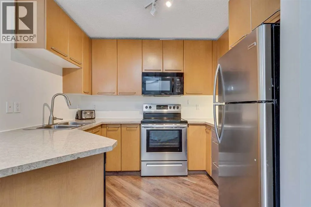 113, 35 Richard Court SW
