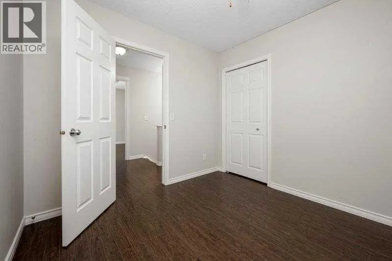 125 Bridleglen Manor SW