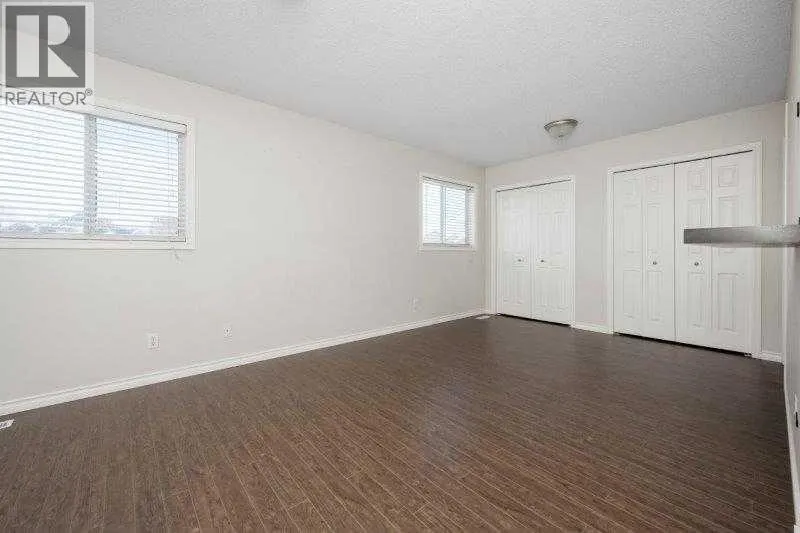 125 Bridleglen Manor SW