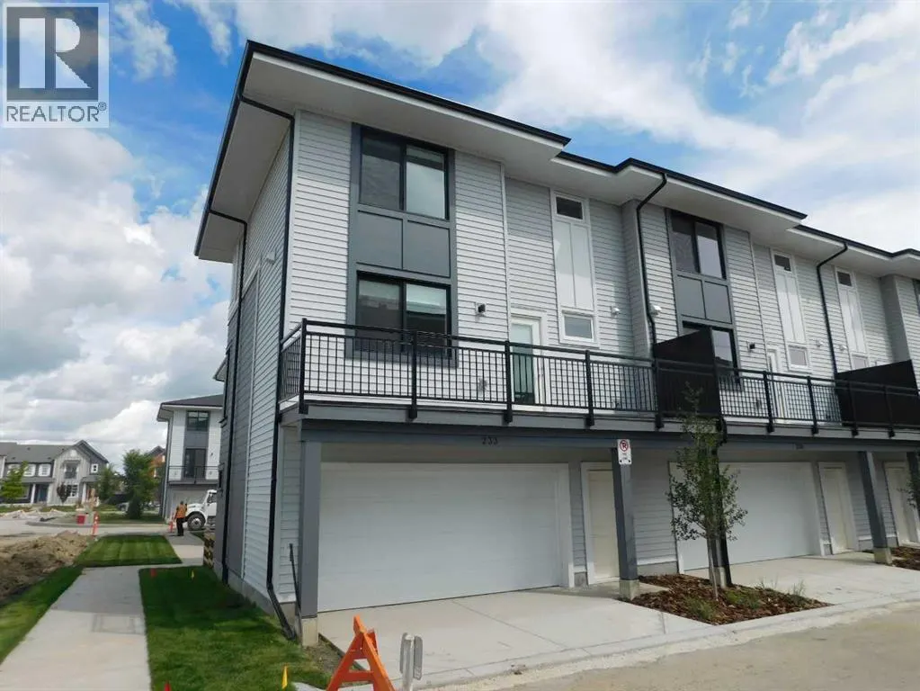233, 857 Belmont Drive SW