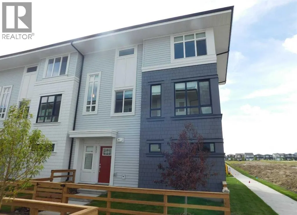 233, 857 Belmont Drive SW