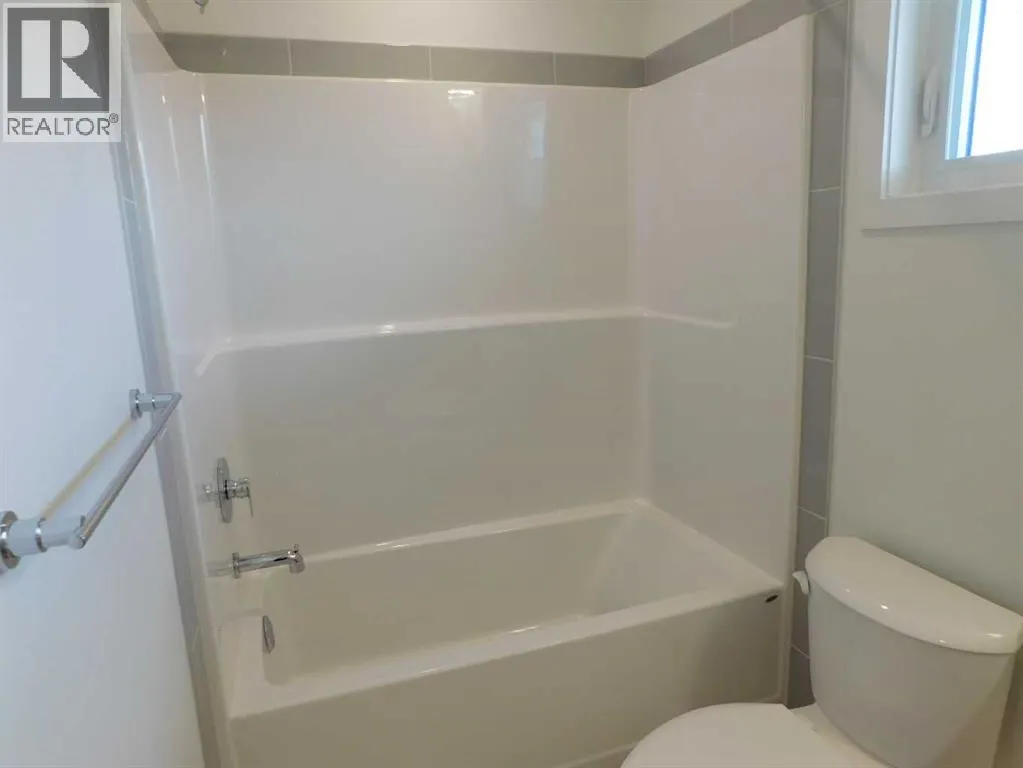 233, 857 Belmont Drive SW