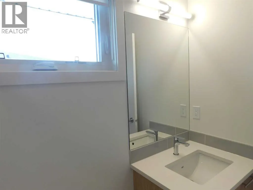 233, 857 Belmont Drive SW