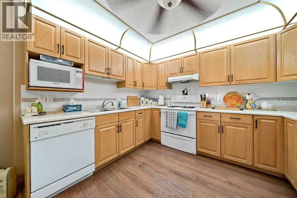 216, 1182 Southview Drive SE