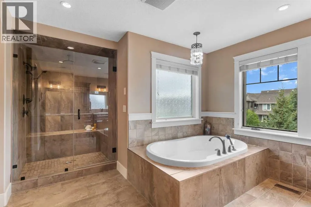 255 Coopers Hill SW