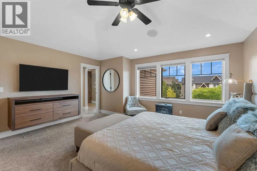 255 Coopers Hill SW