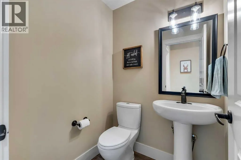 255 Coopers Hill SW