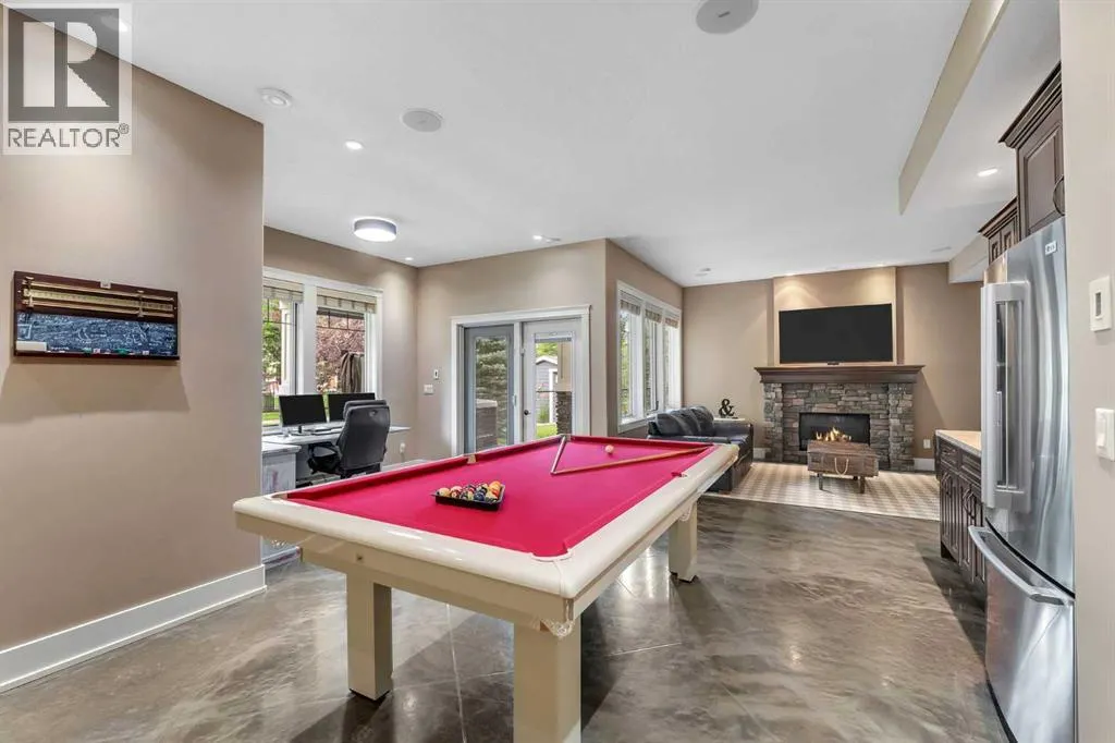 255 Coopers Hill SW