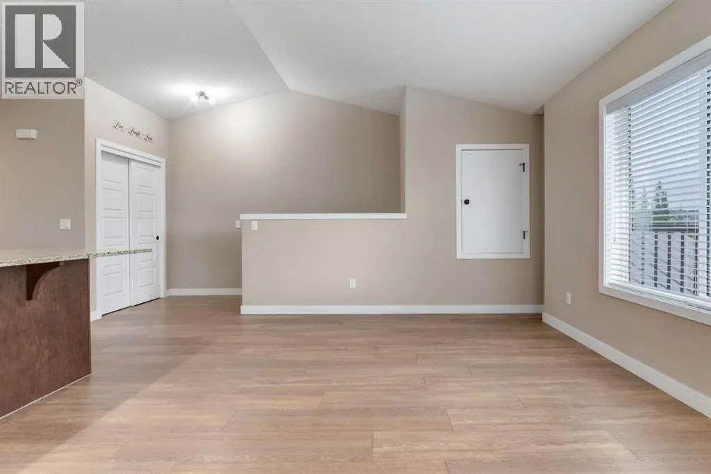 5203, 2781 Chinook Winds Drive SW