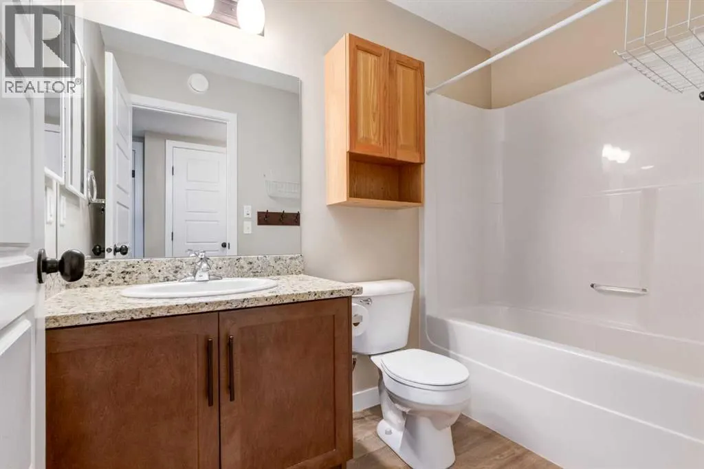 5203, 2781 Chinook Winds Drive SW