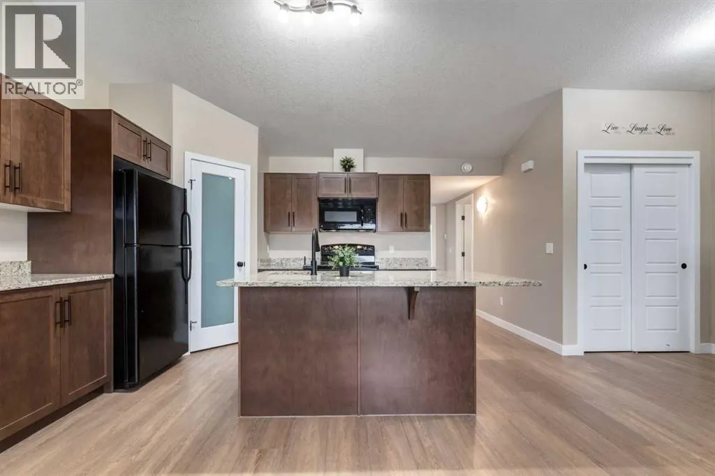 5203, 2781 Chinook Winds Drive SW