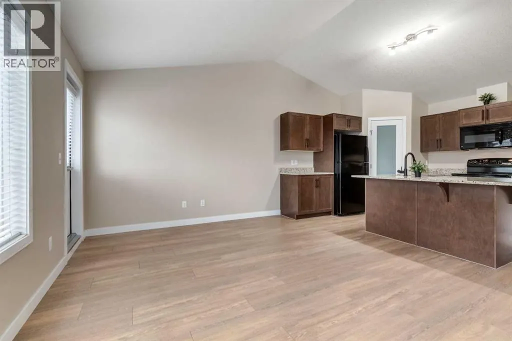 5203, 2781 Chinook Winds Drive SW