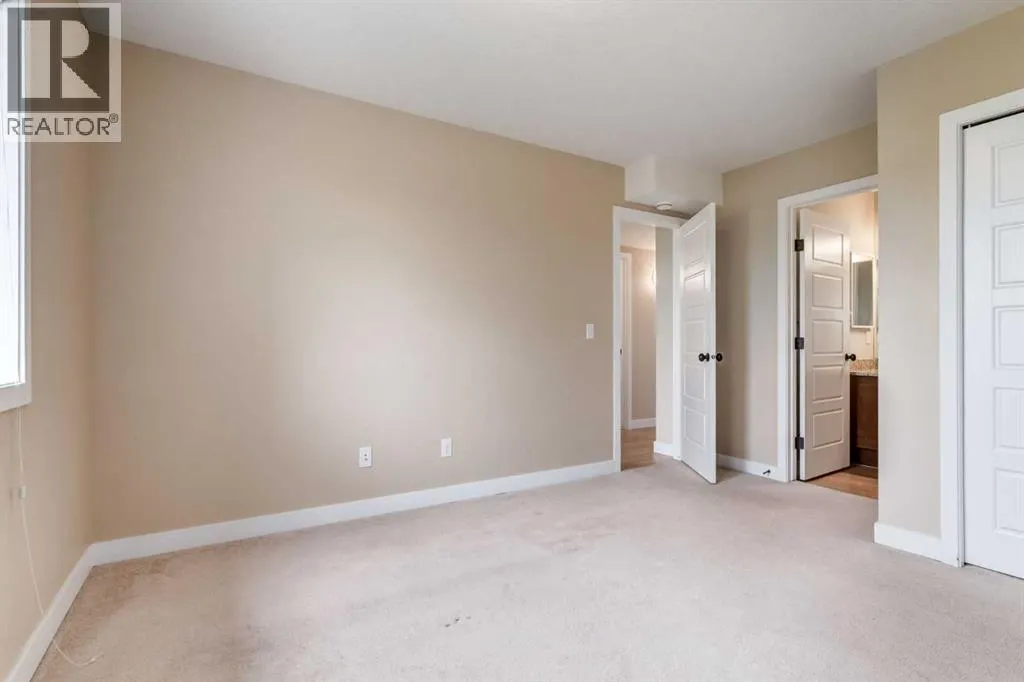 5203, 2781 Chinook Winds Drive SW