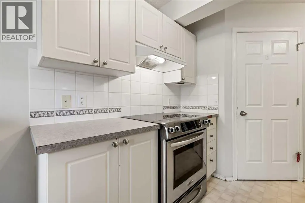 1732 Douglas Glen Grove SE