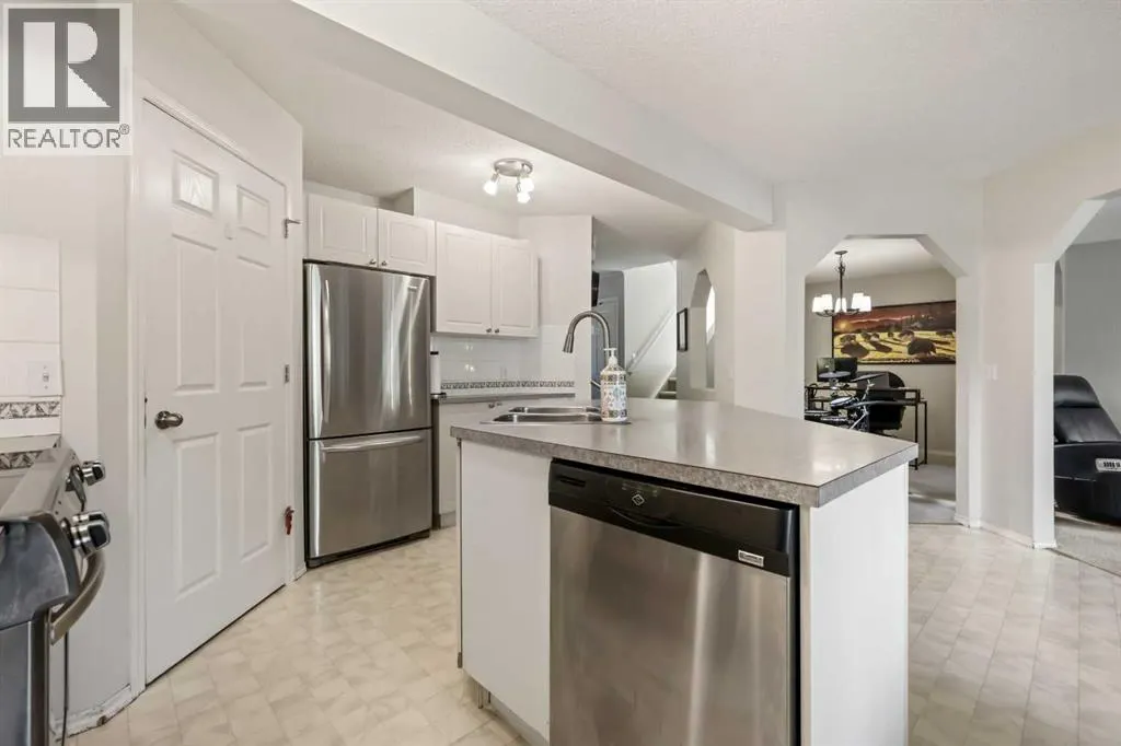 1732 Douglas Glen Grove SE
