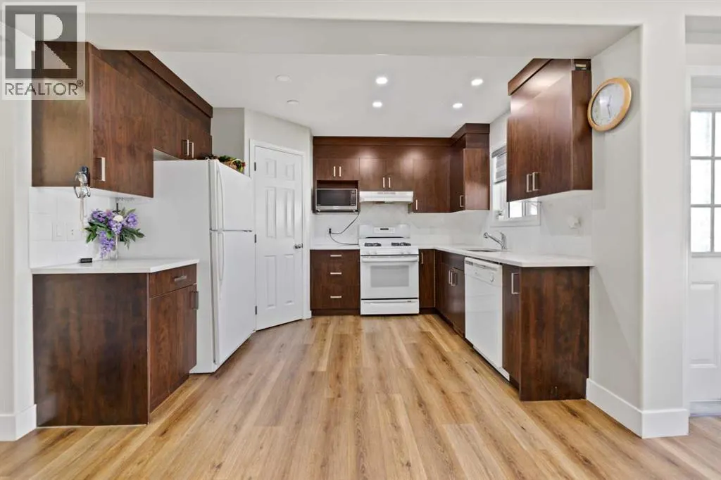 248 Taracove Road NE