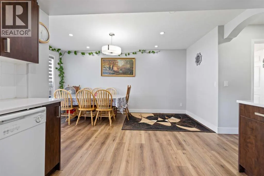 248 Taracove Road NE