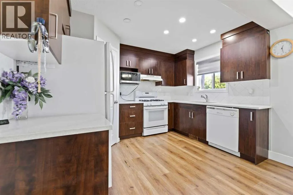 248 Taracove Road NE