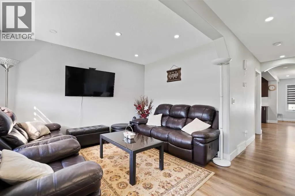 248 Taracove Road NE