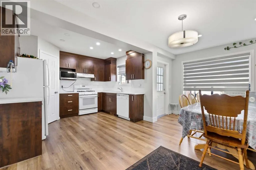 248 Taracove Road NE