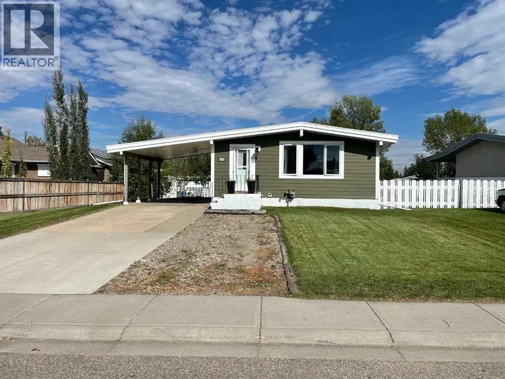 520 6 Street W