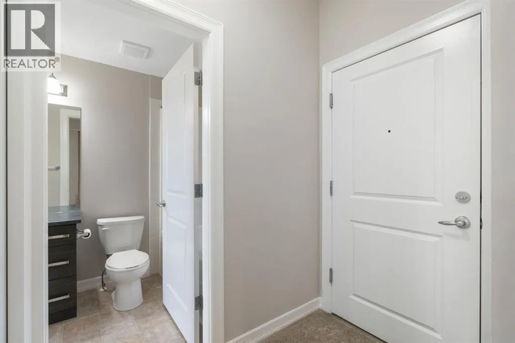 112, 117 Copperpond Common SE