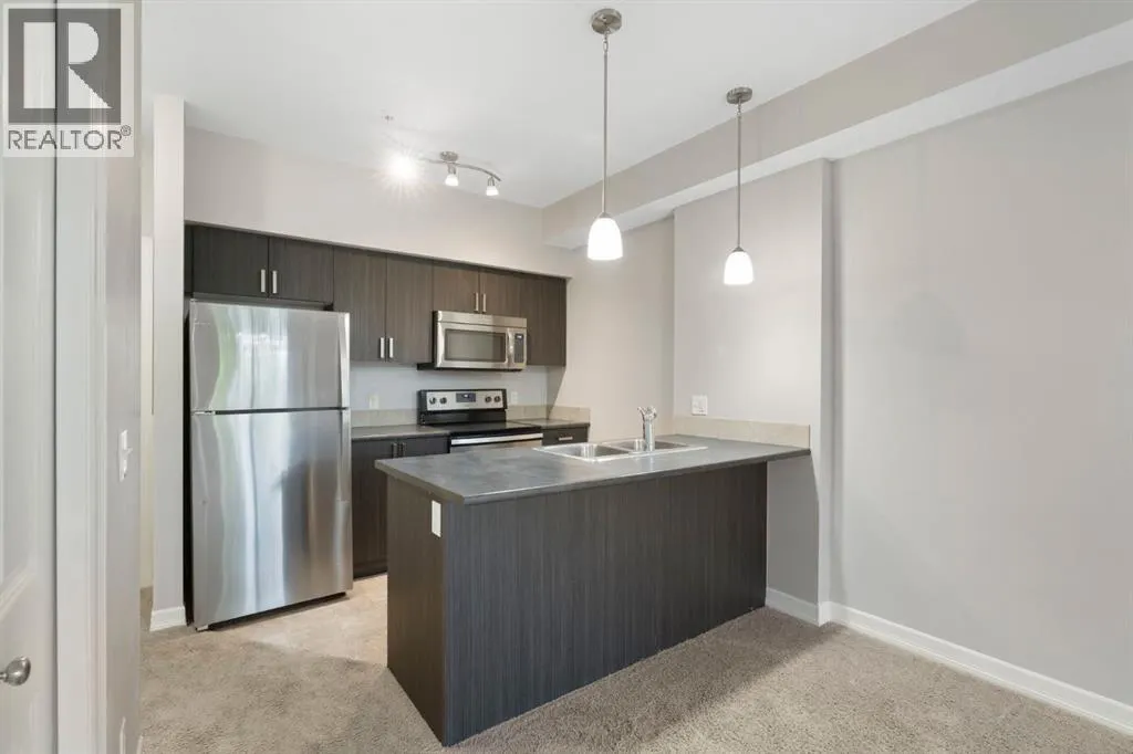 112, 117 Copperpond Common SE