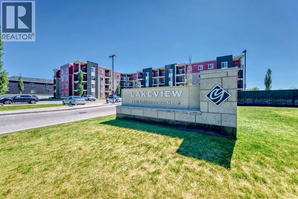 302, 15 Saddlestone Way NE