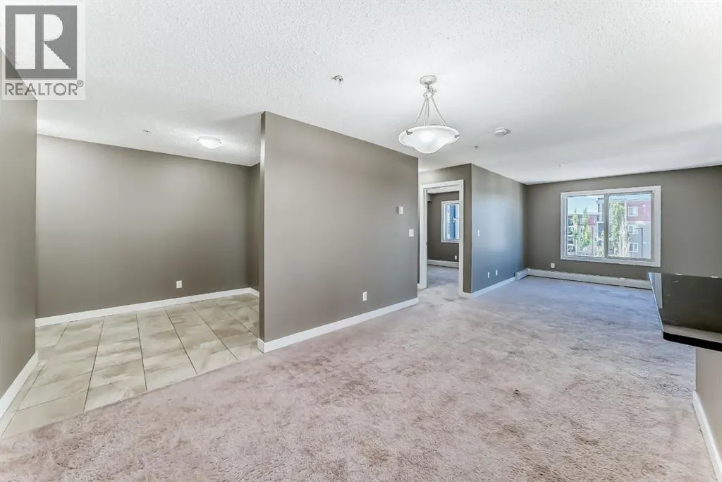 302, 15 Saddlestone Way NE