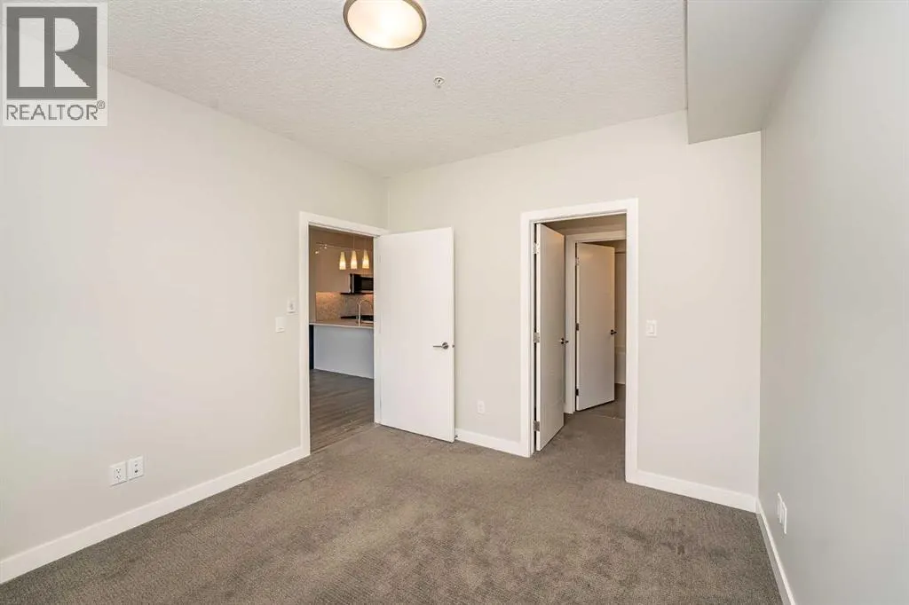 3301, 95 Burma Star Road SW