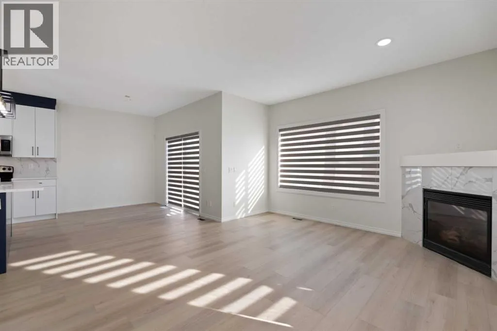 27 Copperstone Crescent SE