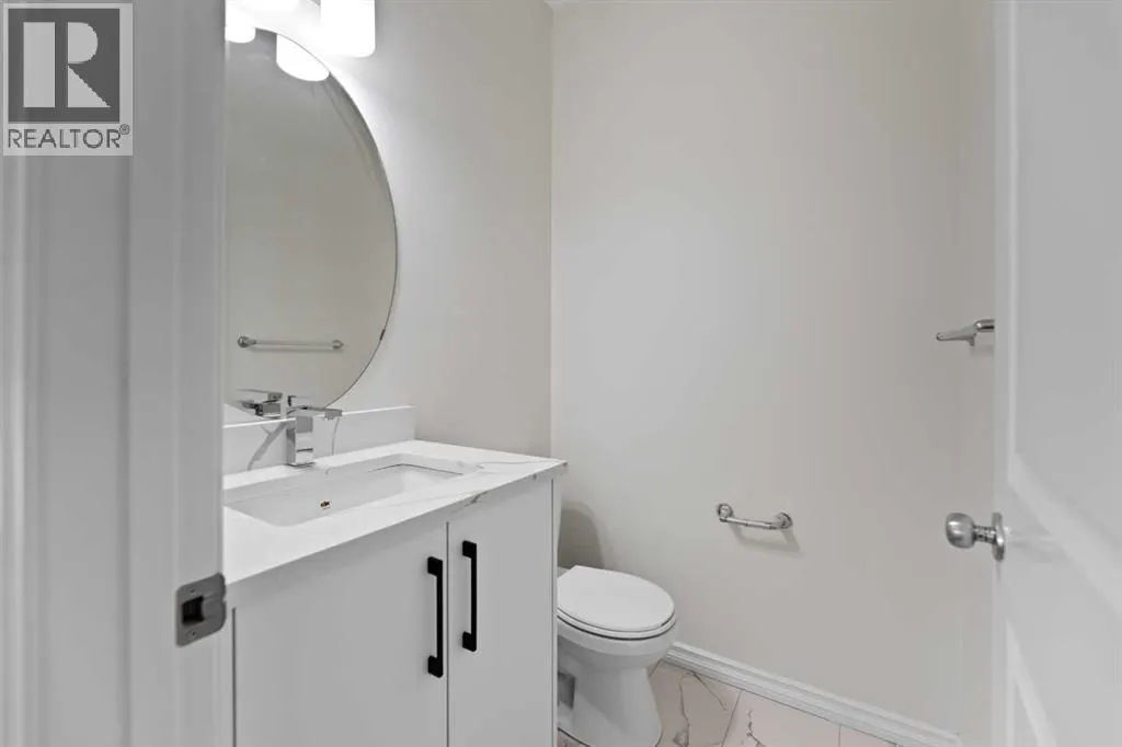 27 Copperstone Crescent SE