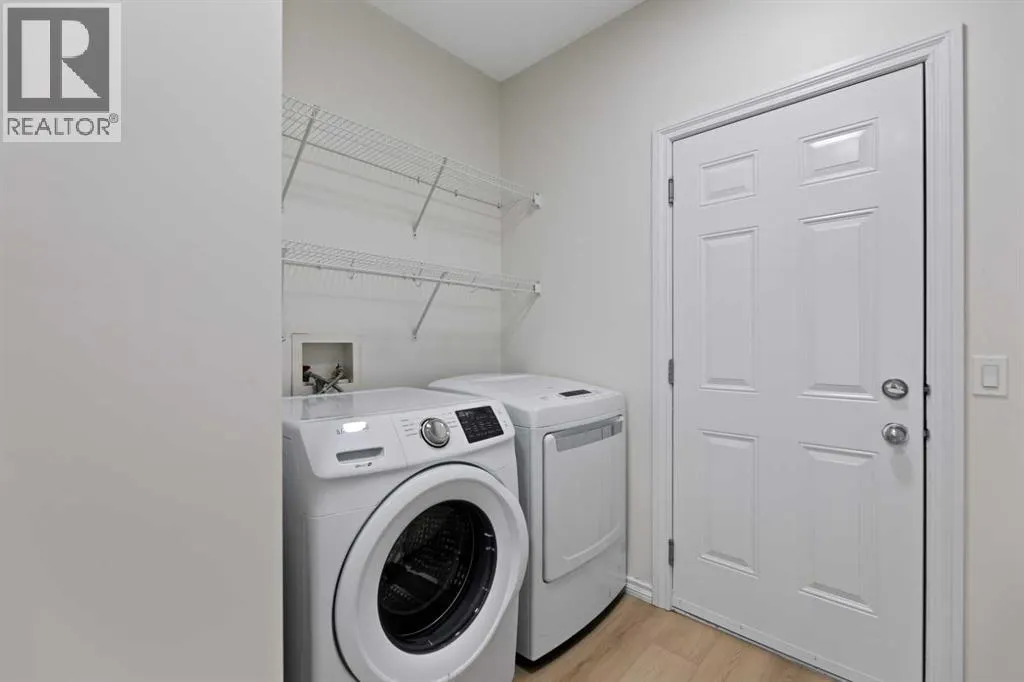 27 Copperstone Crescent SE