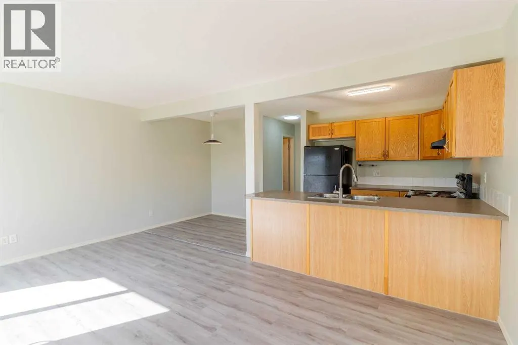 52 Panatella Villas NW