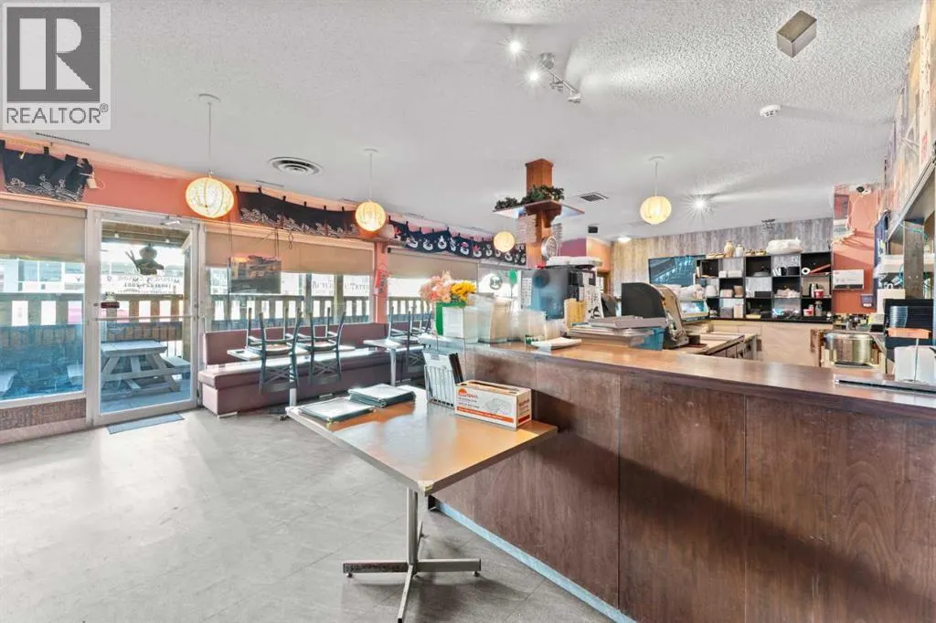 17 Ave & 14 ST Japanese Restaurant Street SW