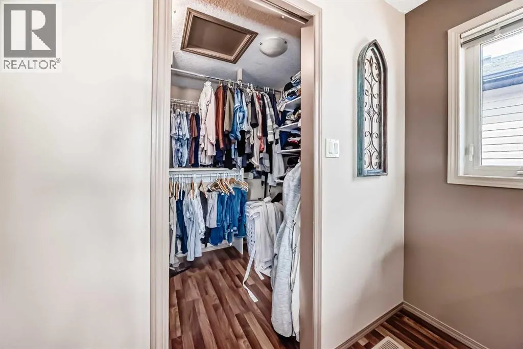 41 Canyoncrest Point W
