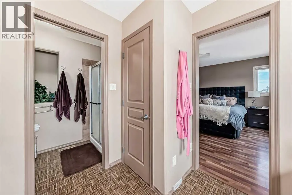 41 Canyoncrest Point W