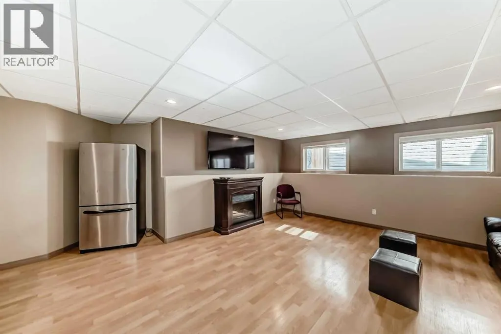 41 Canyoncrest Point W