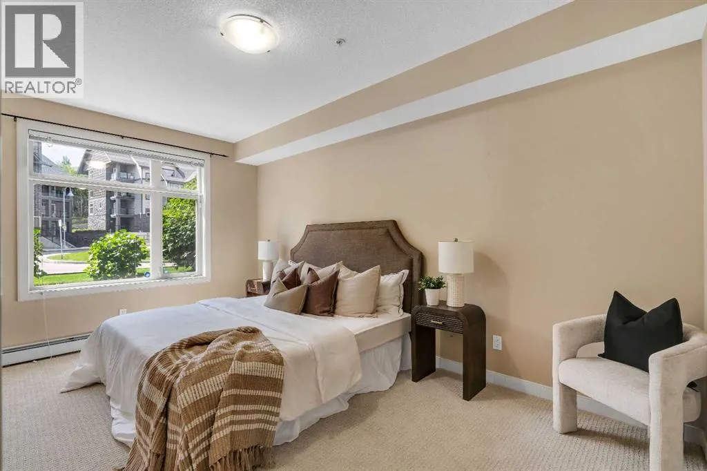 211, 35 Aspenmont Heights SW