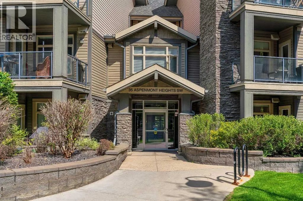 211, 35 Aspenmont Heights SW