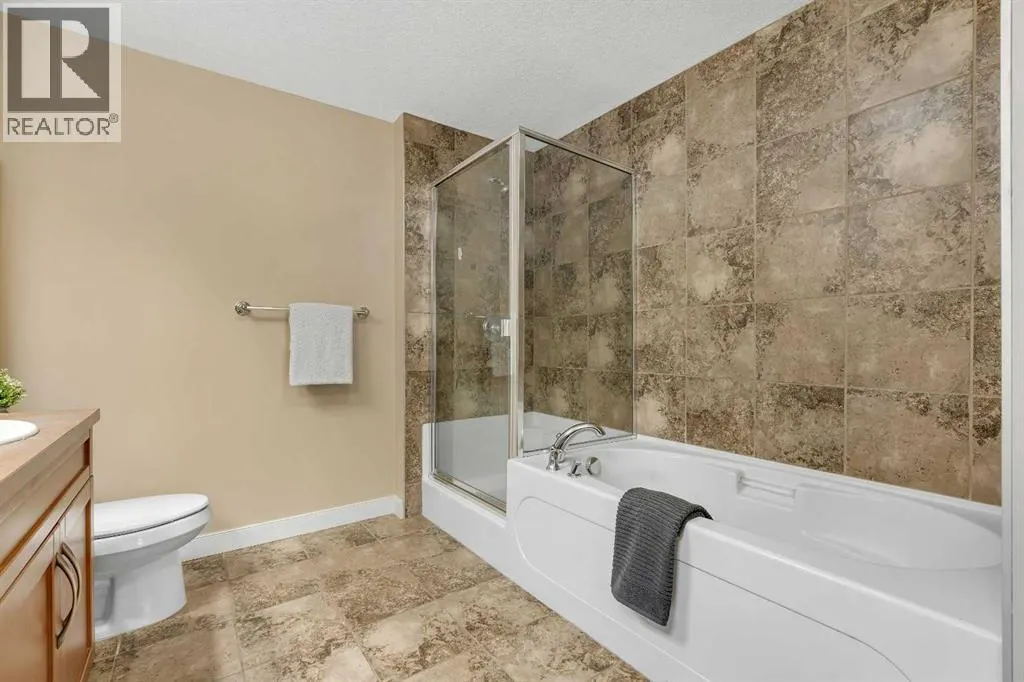211, 35 Aspenmont Heights SW