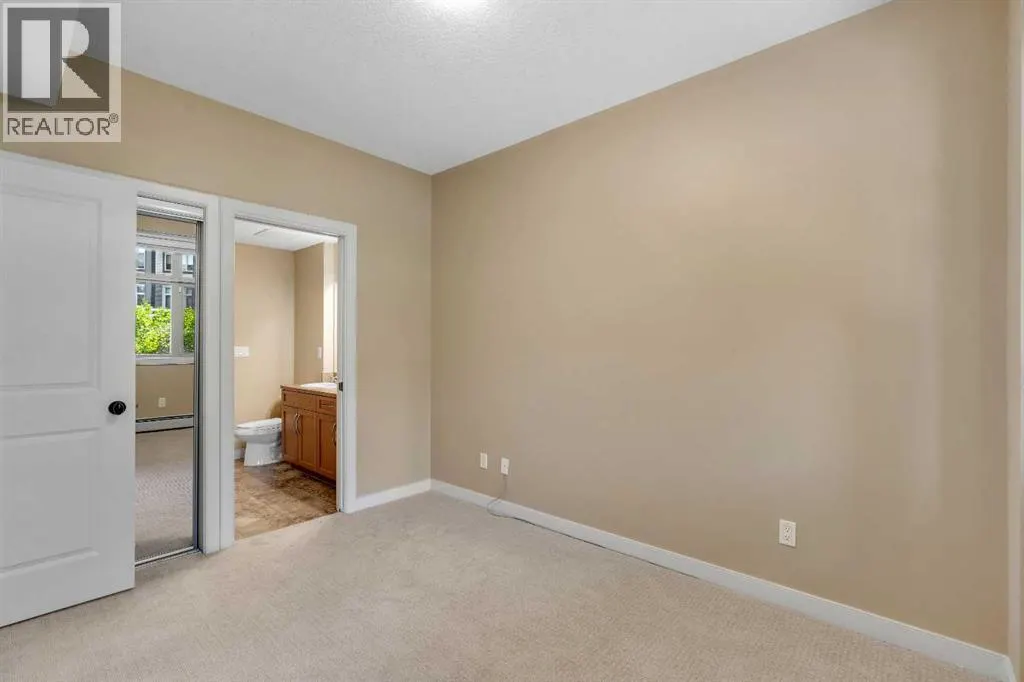 211, 35 Aspenmont Heights SW