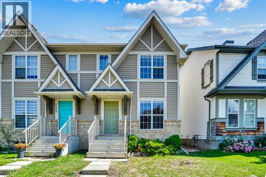 221 Elgin Meadows Park SE