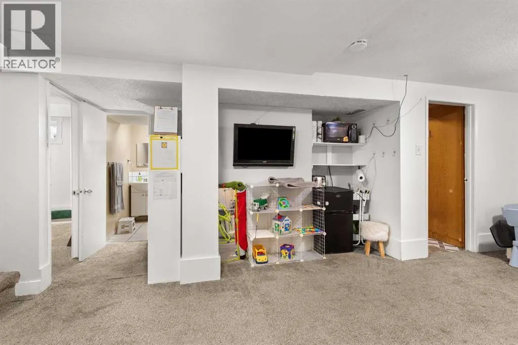 163 Herald Drive NW