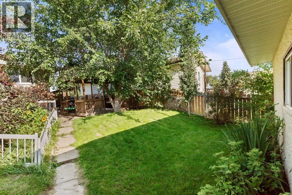 163 Herald Drive NW