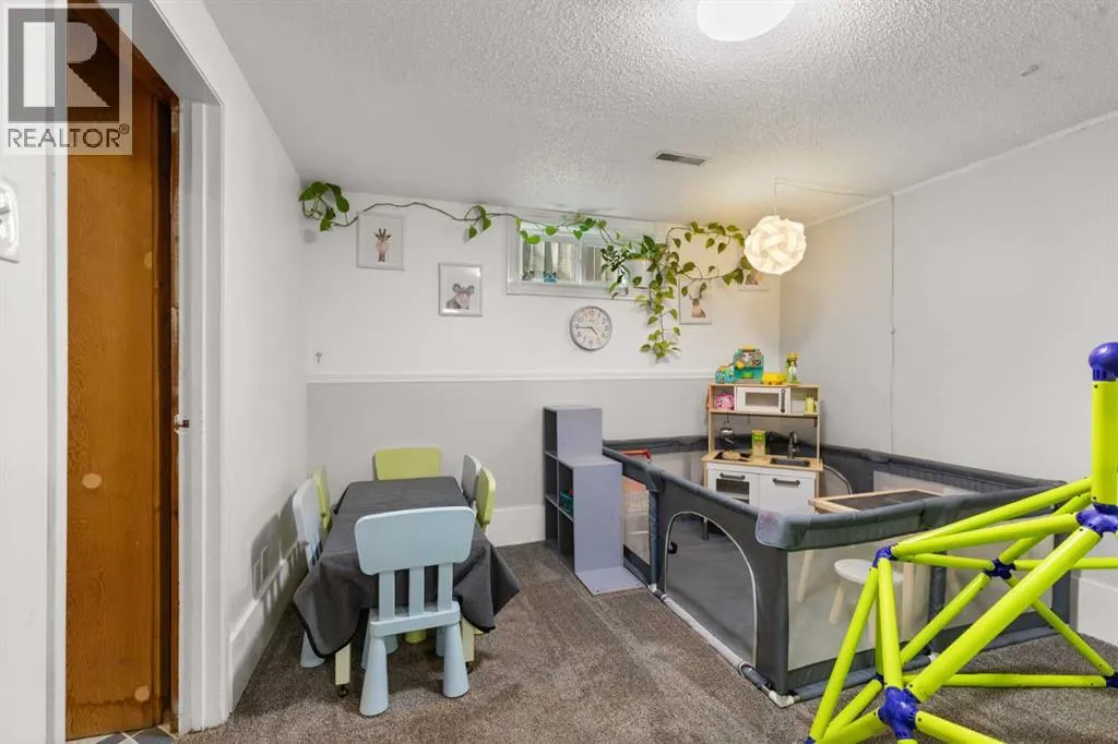 163 Herald Drive NW