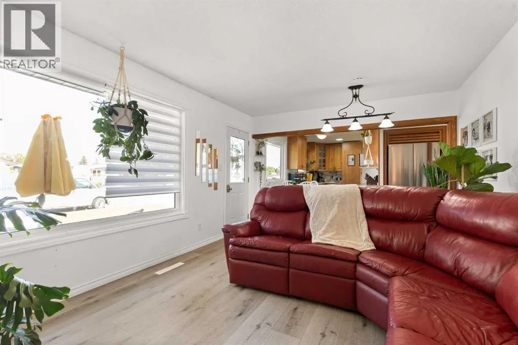 163 Herald Drive NW