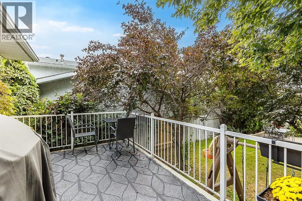 253 Sprague Way SE